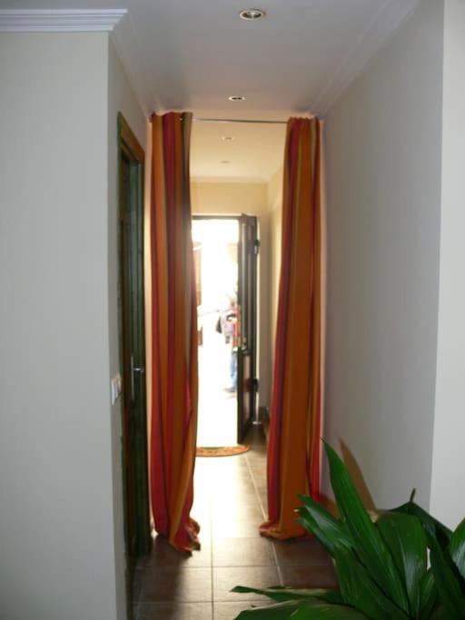 Loft En Planta Baja En Ciudad Rodrigoアパートメント エクステリア 写真